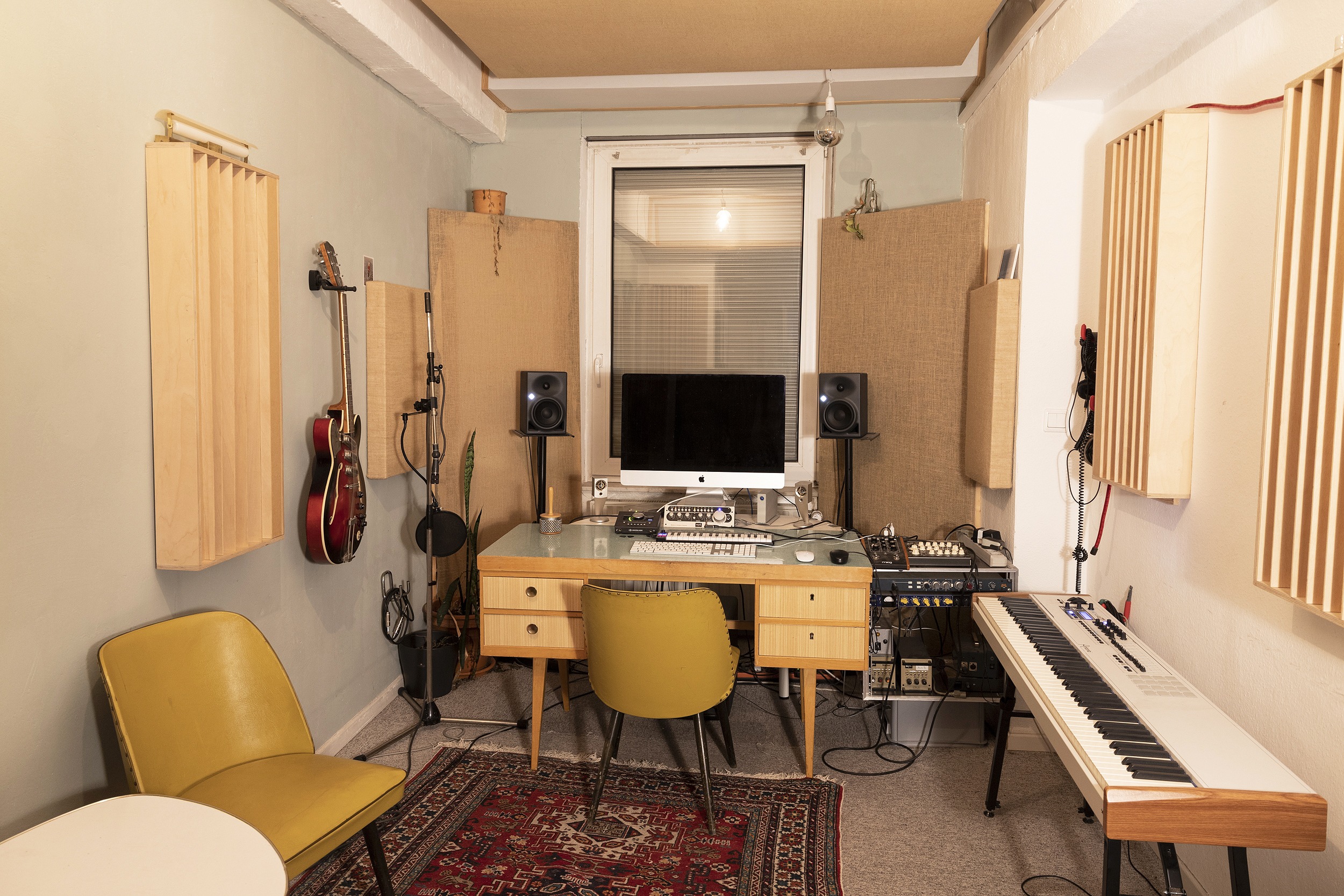 SongwritingRoom